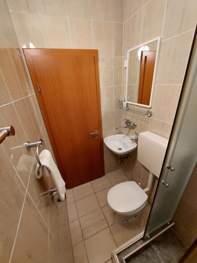 Apartmani Dalex Budva Exterior photo