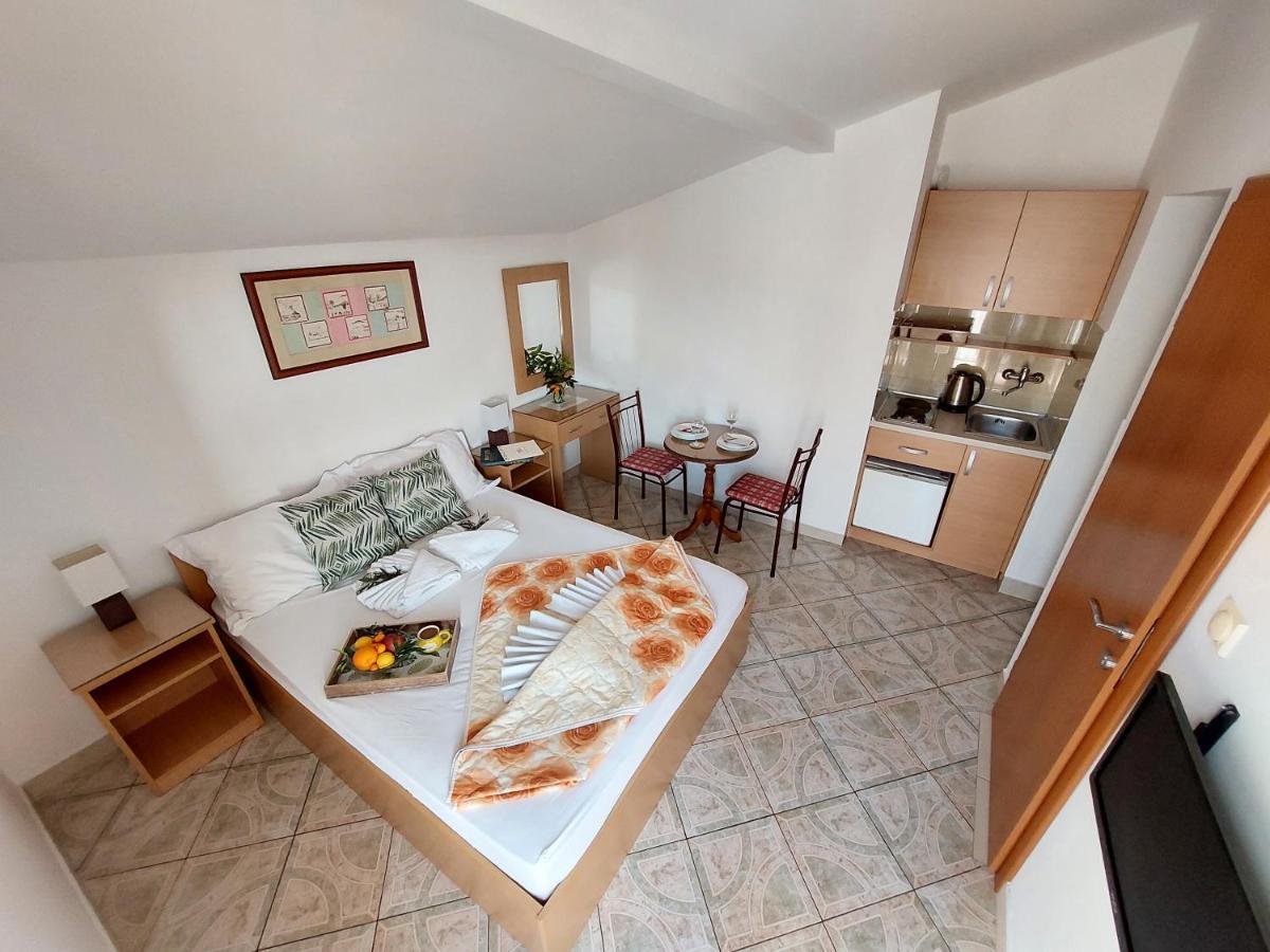 Apartmani Dalex Budva Exterior photo